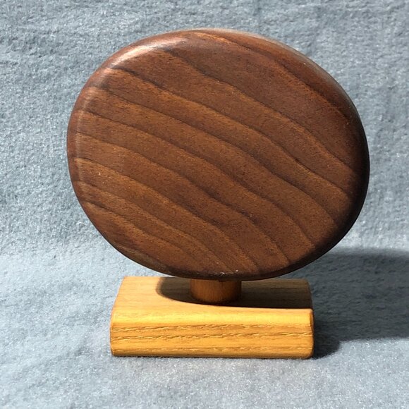 Vintage Wood Nutcracker Screw Twist Crank Pecan Walnut - Picture 2 of 7